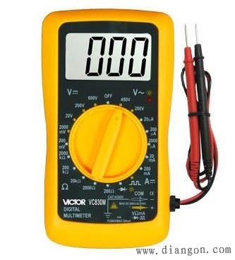 数字万用表怎么测电压?万能表测电压使用方法